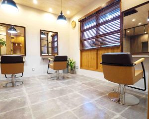 picture03 サポート(物件探し・流行るお店の提案・保健所・消防申請)も万全。工事後のアフターサービス、アフターフォローが充実。美容室funcle